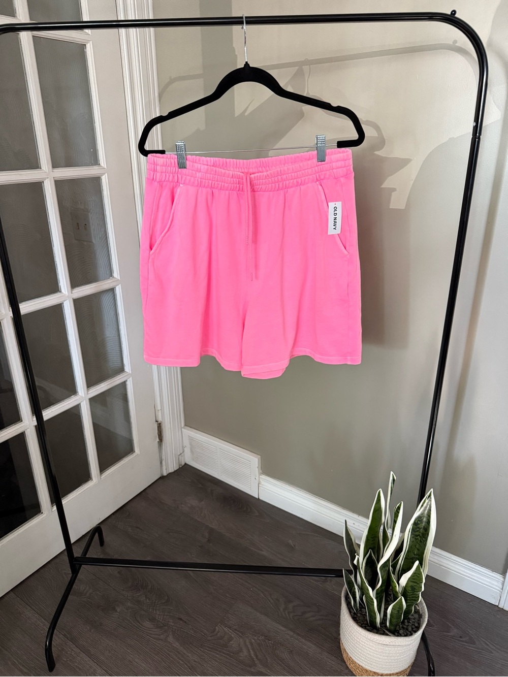 NWT Old Navy Shorts (L)
